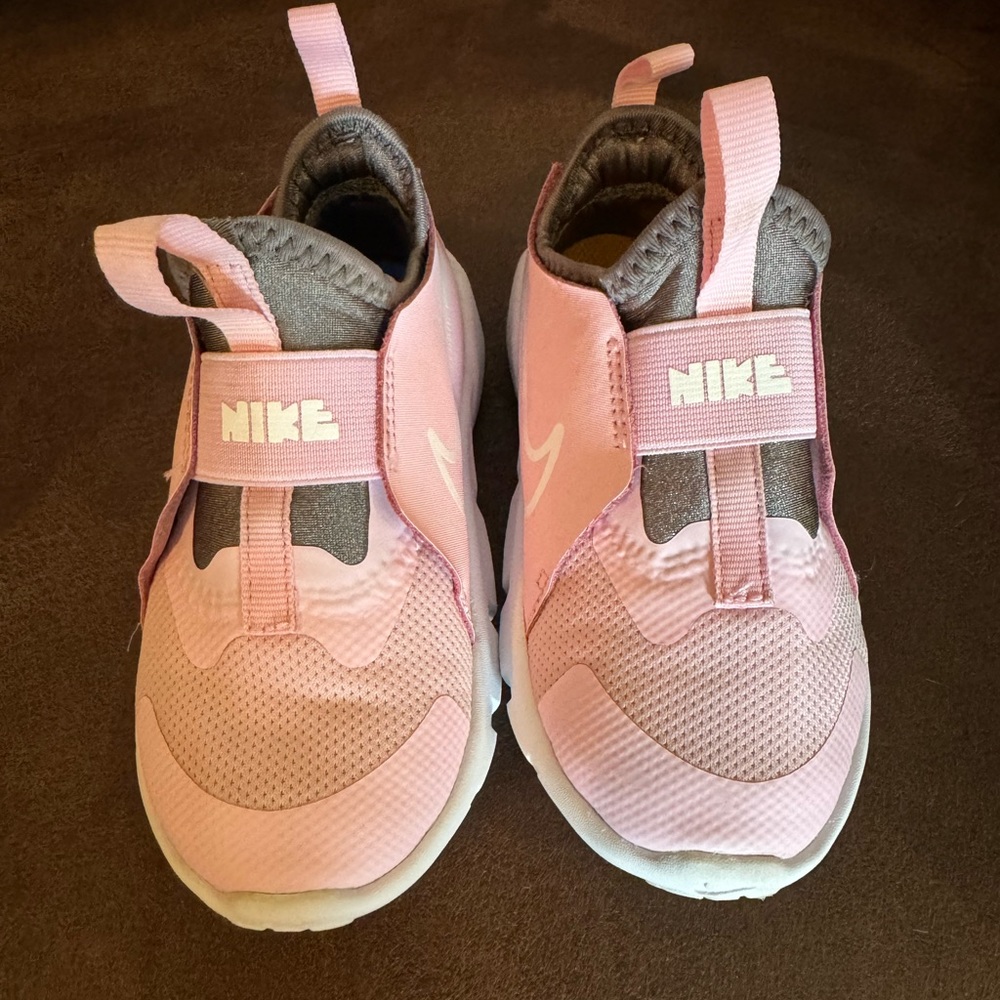 Toddler Nike shoes